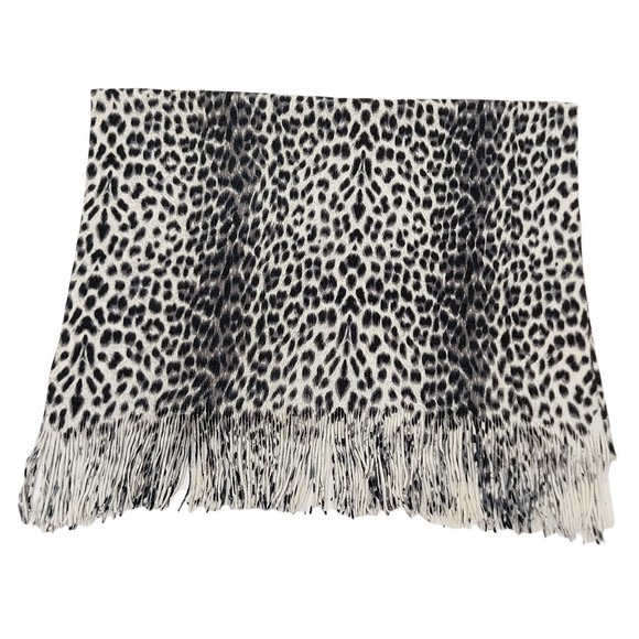 Rikka Women's Winter Scarf - Picture 6 of 10